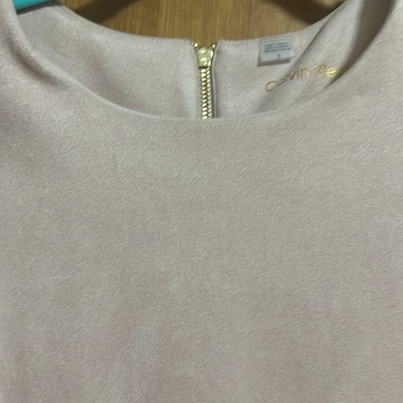 Calvin Klein Ruffle Sleeve Sheath Dress Petal Pink  8 - Picture 2 of 7